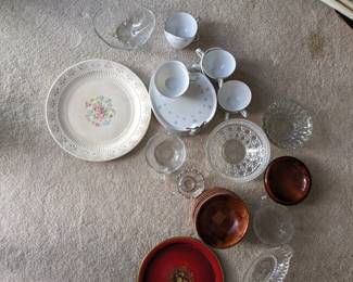 Crystal and wooden bowls