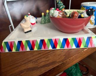 Cake or gingerbread house stand