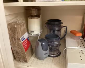 Sunbeam Oskar Food Processor & Ninja Food Chopper