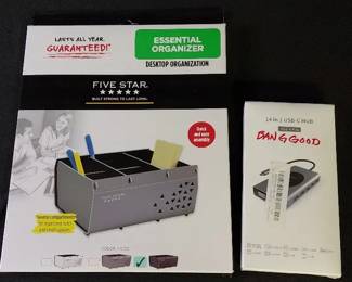 Desktop Organizing USBc 14 In 1 HUB and Desktop Organizer