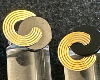 14K Gold & Onyx Earrings