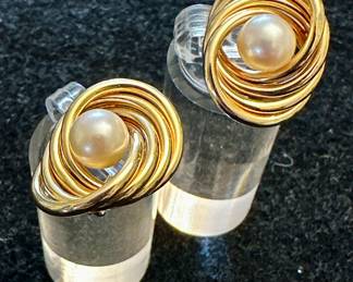 14K Gold & Pearl Earrings