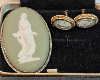 Wedgewood Brooch And Earring Set