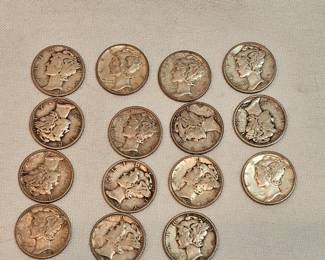 Lot Of 15 Mercury Dimes