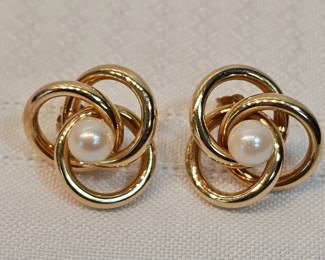 14k Gold Earrings With Pearls