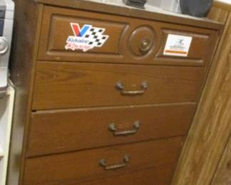 (5) Drawer Dresser