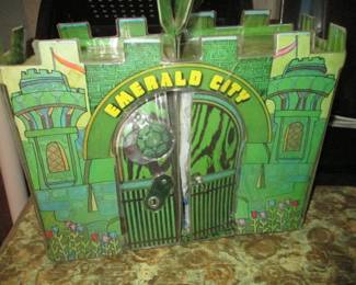 1974 Mego "Wizard of Oz Emerald City Playset"