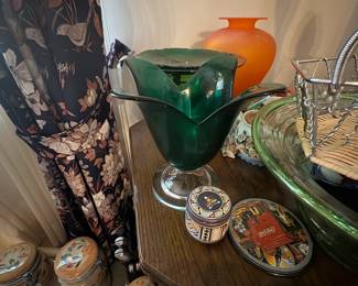 . . . green art glass vase