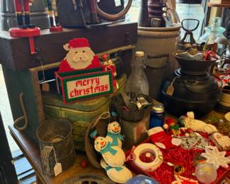 primitives and Christmas
