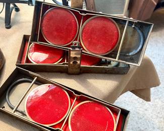 Rare Vtg. Do Ray Flip Up Flare