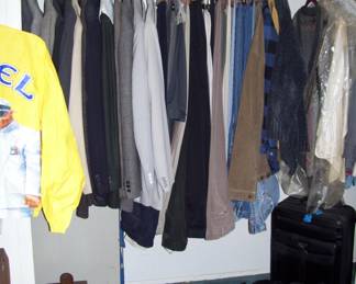 MENS SUITS AND CLOTHING (SOME NEW) SIZES SUITS 44L JEANS 35/30 & 36/32 SHIRTS 16 DRESS PANTS 36/32 SHOES 10 1/2