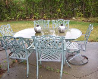 7 PIECE TRELLIS CAST ALUM PLATINUM SERIES PATIO SET - HEAVY DUTY UMBRELLA BASE