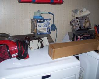 SMALL CLEANING APPLIANCES