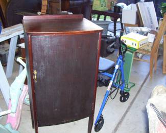 VTG CABINET