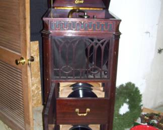 EDISON PHONOGRAPH