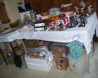 LOTS OF SERVING WARE ETC. ( LOT NEW)