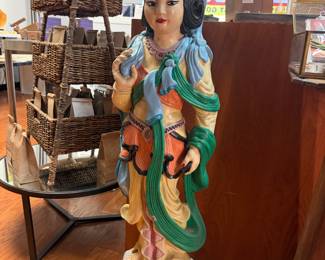 Vintage Finds: statue