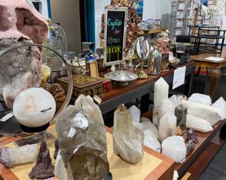 Larger crystal specimens for home decor