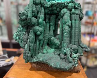 Malachite specimen