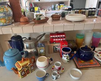 Lots of kitchen !