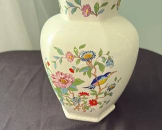 Aynsley Pembroke Reproduction Vase 