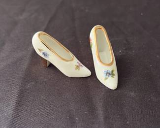 Pair of Miniature Porcelain Shoes with Floral Decoration and Gilt Trim 