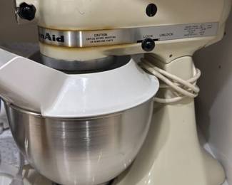 KitchenAid K45SS Classic Stand Mixer 