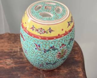 Chinese Famille Rose Porcelain Jar