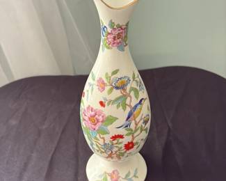 Aynsley Pembroke Reproduction of an Eighteenth Century Design Vase 