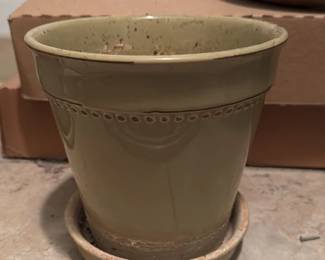 Ceramic Planter Pot with Saucer 