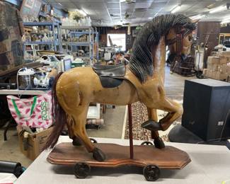 Toy horse