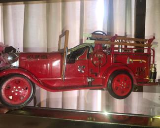 1930 Fire Truck Jim Beam Decanter