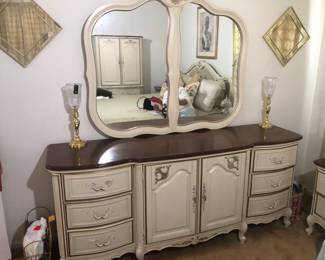 Vintage Basset French Provincial King Size Bedroom Set