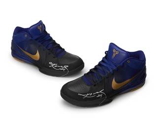 2016
Kobe Bryant Lakers 2009-2010 Team-Issued Autographed Road Nike Zoom Kobe 4 Shoes
A pair of Nike Promo Sample shoes in patterned black and violet blue with gold accents and with embedded signature to one heel, and each with "24" and signature in silver metallic ink to side front
2 pieces
Size: 14
Accompanied by a Letter of Authenticity from Dan Ceniceros, D.C. Sports Collectibles, Los Angeles, CA
Estimate: $2,000 - $3,000