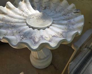 Large Bird Bath