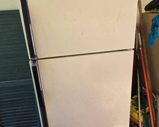 Fridge / Freezer Works Wells