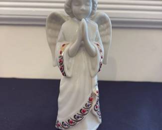 Lenox Angel Figurine with Gilded Trim