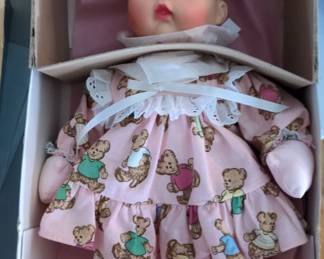 Madame Alexander Huggums Baby Bear Dress Doll