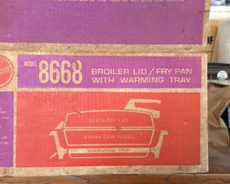 Hoover Company Broiler Lid/ Fry Pan with Warming Tray