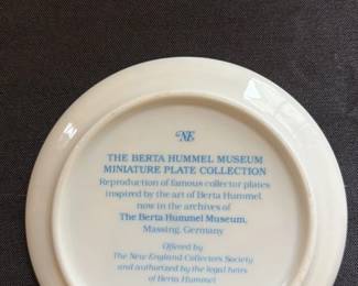 Berta Hummel Museum Miniature Collector Plate