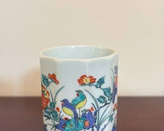 Chinese Export Porcelain Vase