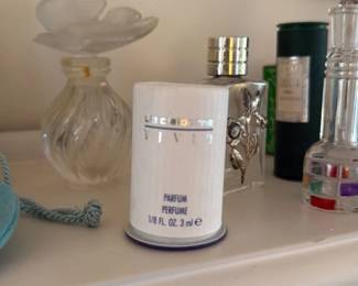 Liz Claiborne VIVID Perfume