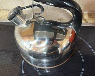 Stainless Steel Stovetop Kettle with Black Handle