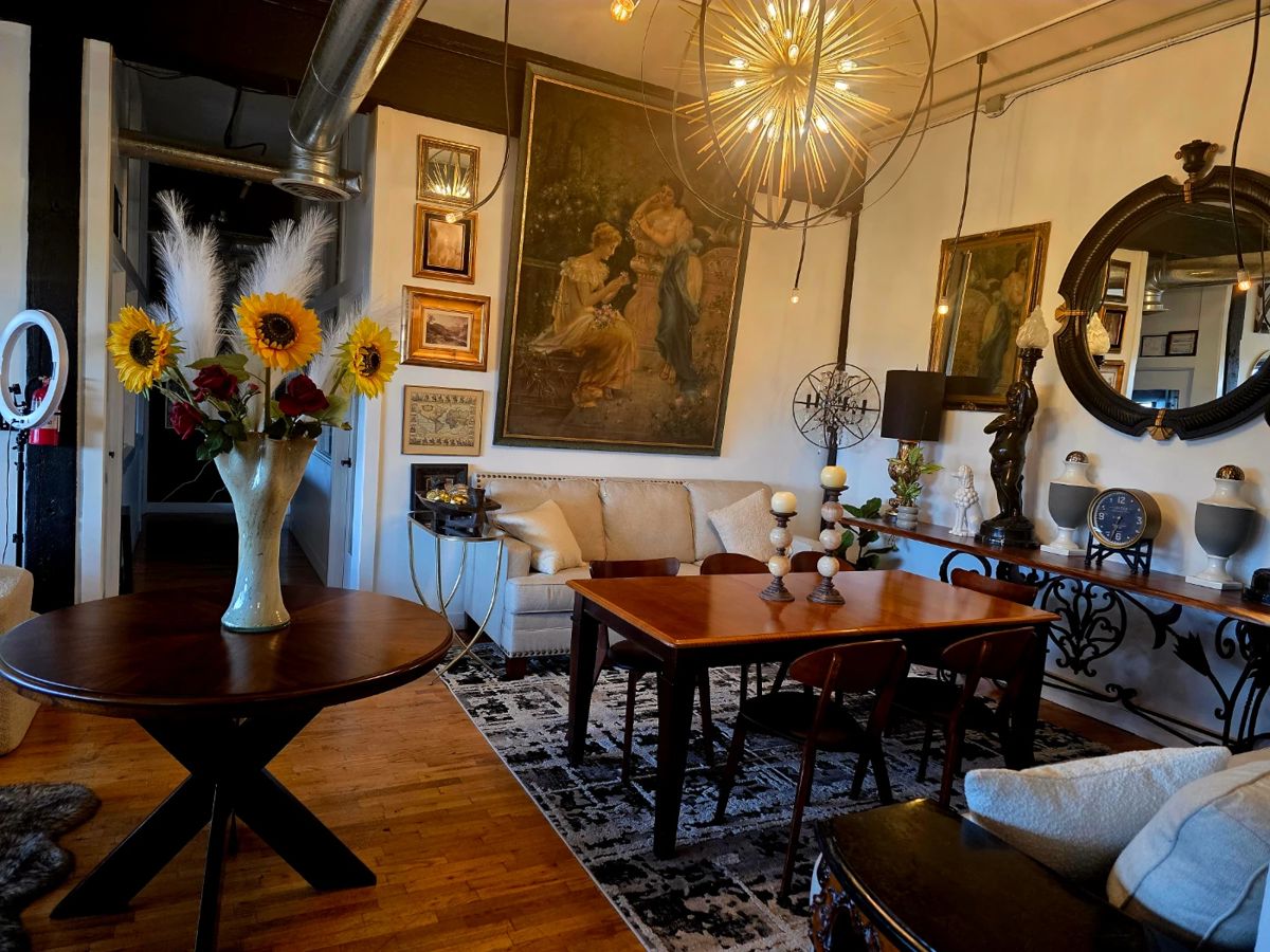 Main salon chandilier side