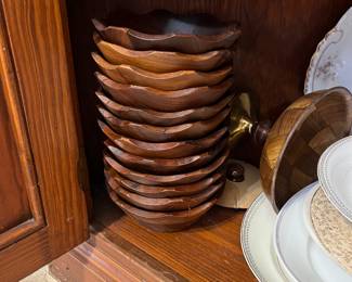 Vintage wood bowl set