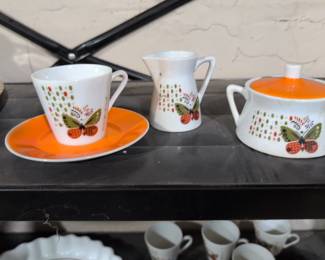 Child's George's Briard Coffee Set
(6 cups/saucers, creamer & sugar)