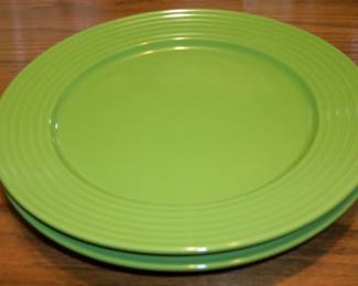 green plates