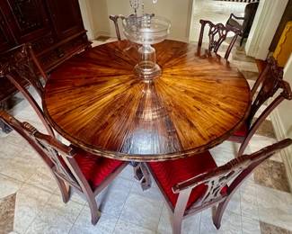 Beautiful 6ft Round Dining Set