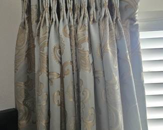 Here is another set of curtains with the curtain rod available for purchase. The blinds are not for sale