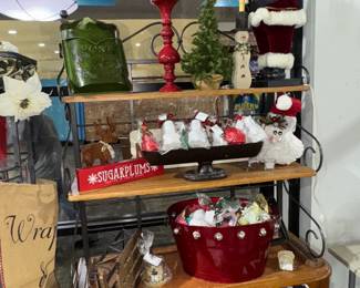 Christmas decorations, Santa, sideboard, hutch
